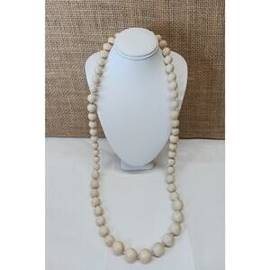 VTG Plastic Cream Bead String Necklace l Approx. Length: 27"